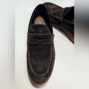 Vince Camuto Kedron Suede Loafers
Men’s Size 12 chocolate brown